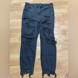 American Eagle Outfitters Black Distressed Mom Jeans